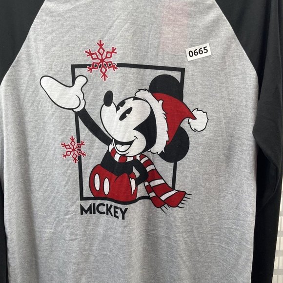 Disney NWT Mickey Pajama Top For Men Sz Large Super Comfy! Color Gray N Black - Picture 7 of 10
